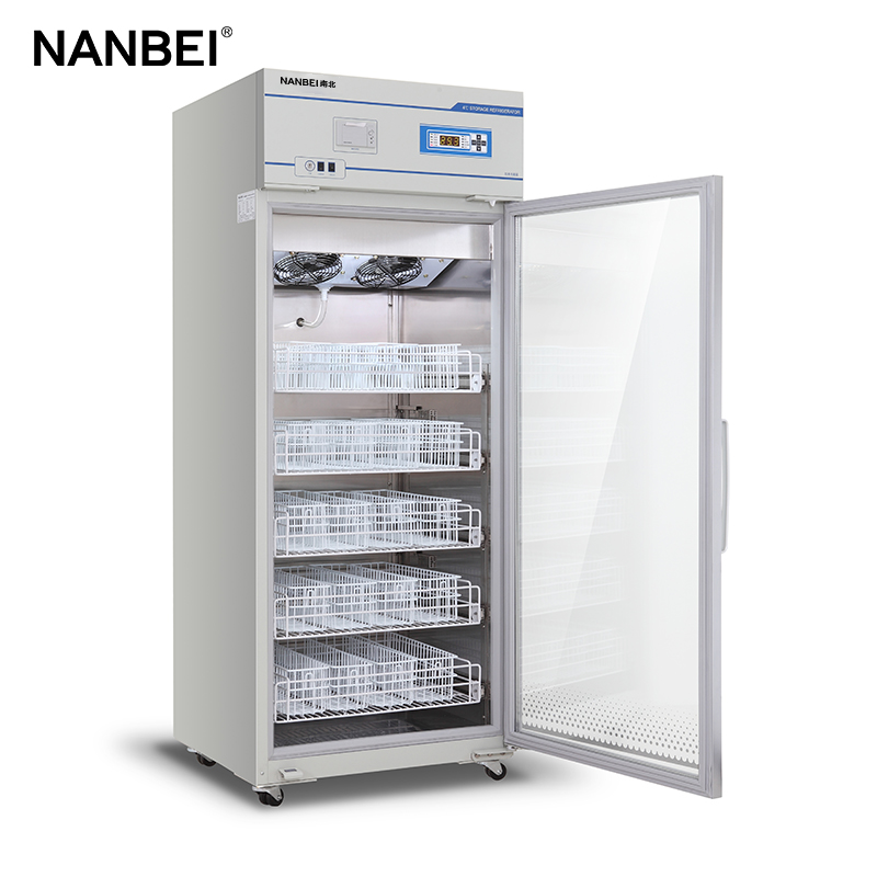 558L 4 degree blood bank refrigerator3